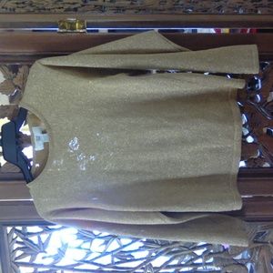 Women's long sleeve top